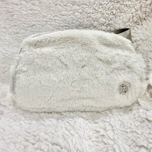 Lululemon Athletica Soft White Fleece Everywhere Belt Bag- Brand New with Tag